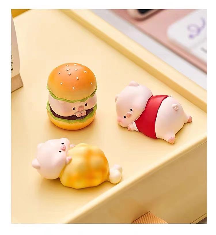 New Pig Burger Restaurant doll mystery box