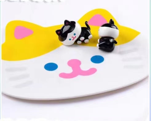 RiCO Shaped Storage Plate doll